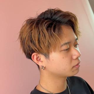 メンズパーマモデルさんを募集しています
初めての美容室で緊張する方お任せください親身になってご相談にのって一人一人似合うスタイルを提供します
よかったらご協力よろしくお願い致します 