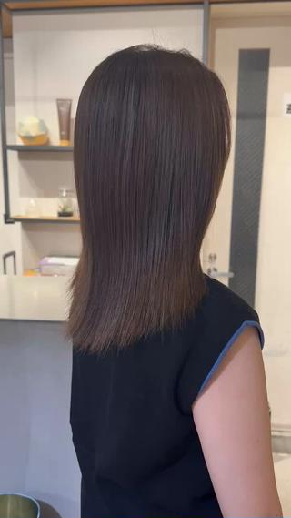 カラーと一緒に2ステップのトリートメントをしてあげるだけでも仕上がりがツヤツヤサラサラに仕上がりますので是非◎ 