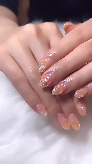 ネイル シュシュ 🎀 girly nailのネイルデザイン