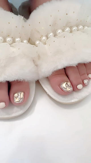 ネイル シュシュ 🎀 girly nailのネイルデザイン