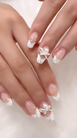 ネイル シュシュ 🎀 girly nailのネイルデザイン