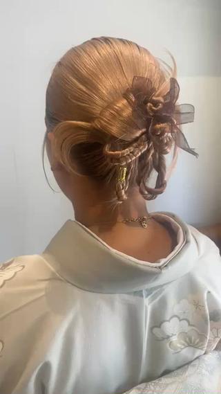 着付けとヘアセットでご利用頂きました。︎
時間外もお受けいたします。＋1000円 