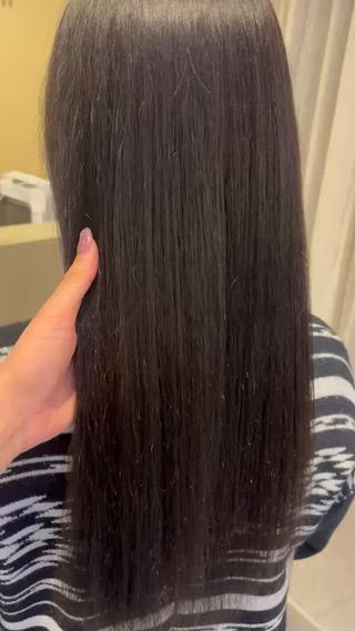 ハイダメージの方でもトリートメントで仕上がりサラサラにさせていただきます︎
ぜひ綺麗な髪の毛育てていくのお任せください
気になりましたらご連絡お待ちしてます 