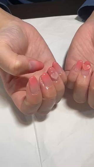 ネイル e.nail所属・🍎吉田 恵里🍎のネイルデザイン