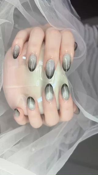 ネイル Mio Nail Salon所属・MIO Nailのネイルデザイン