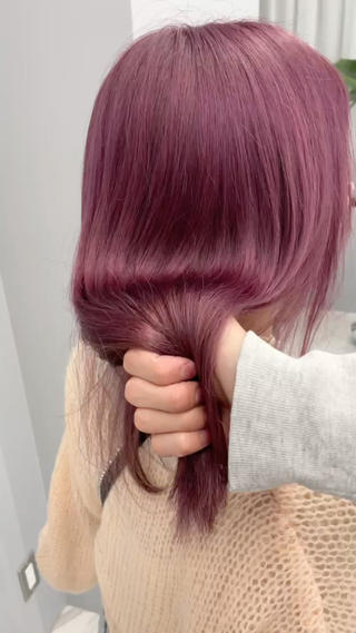 菜々🫧新宿 透明感ケアブリーチのヘアスタイル