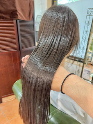 ロング 石井 佑樹のヘアスタイル