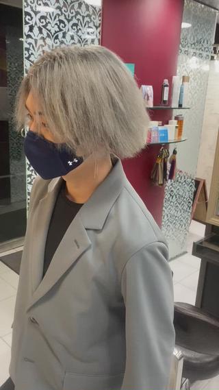 カラー メンズ ホワイト/店長/カラ ー講師/錦糸町/岩崎のヘアスタイル