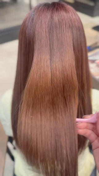 ハイトーン/艶カラー /ケアブリーチ/香音のヘアスタイル