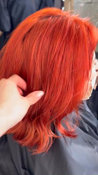 韓国アイドルみたいなパキパキオレンジ
ブリーチ1回でできます！ 