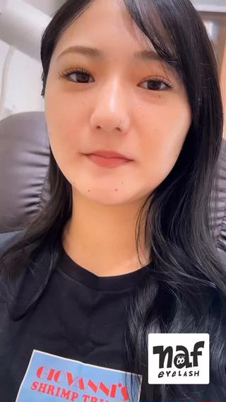 丸み強めのデザイン
まつ毛パーマ 