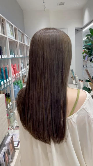 ブリーチなしダブルカラーベースにオリーブベージュ