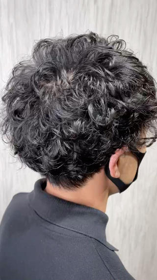 メンズマッシュショート×スタイリング楽々♪パーマ
#メンズパーマ #マッシュショート #メンズマッシュショート #透明感カラー
