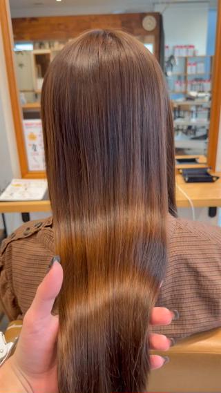 ロング 磯部   匠 /顔周りカット/艶髪のヘアスタイル