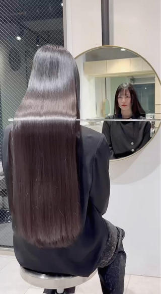ロング カラー Wisteria所属・美髪特化✨ 伊織✨縮毛矯正✨のヘアスタイル