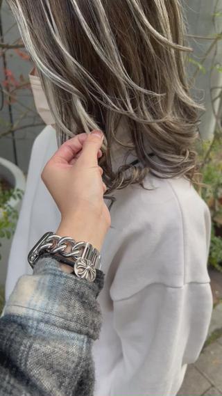 グレージュコントラストハイライト