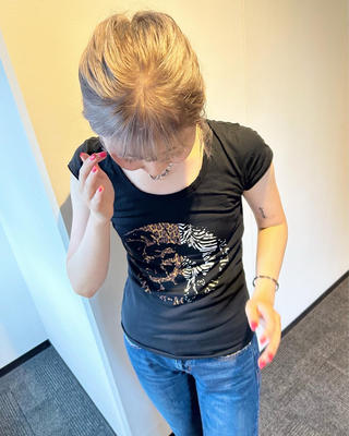 オススメ秋冬hair編動画です
是非チェックしてみてください︎
#ハイトーンボブ #ハイトーンカラー#ブリーチカラー#ブリーチなしダブルカラー#クリーミーカラー#ハイトーンアレンジ#寒色系