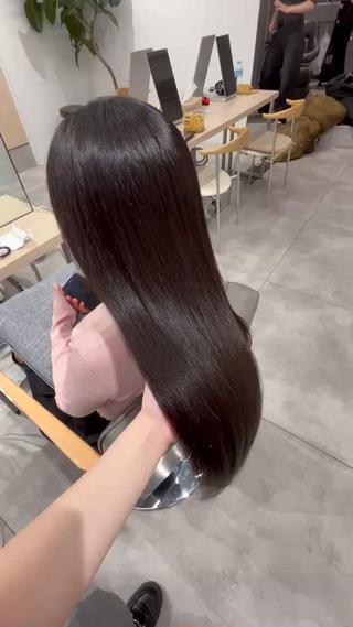 トリートメントだけでこれだけツヤを出すことができます！ 