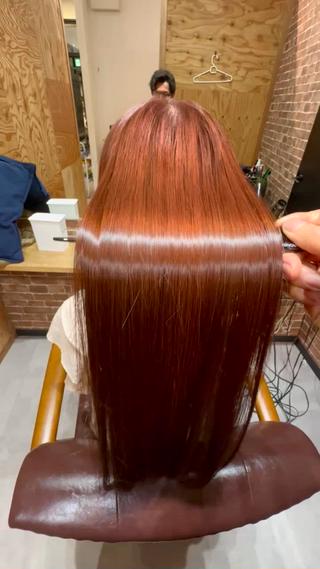 セミロング 【20代ダメージ毛に 髪質改善】のヘアスタイル