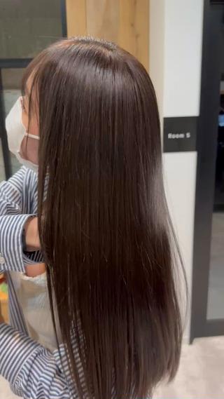 セミロング 【20代ダメージ毛に 髪質改善】のヘアスタイル