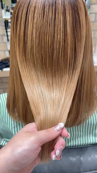 髪質改善トリートメントはトリートメント人気No.1です
梅雨の湿気に負けない！ツヤサラなまとまり髪になります！モデル価格で是非お試し下さい！
¥8,800→¥4,400！！(肩より下はロング料金+¥550) 