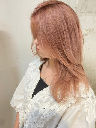 ブリーチ回数2回以上の
ハイトーンpink color