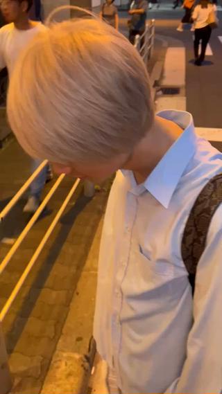 メンズホワイトブロンド️
ブリーチ２回でこんなに明るくできます！
是非、ハイトーンしましょう！！ 