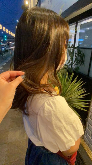 暗めグレージュブリーチ1〜2です 