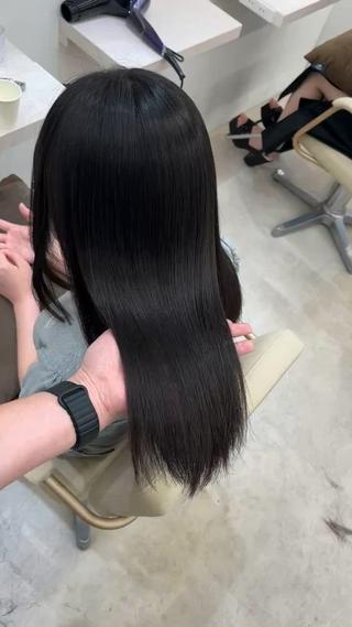 全体矯正
艶髪
ブリーチ履歴でもご相談下さい 