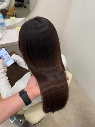 ブリーチ縮毛矯正
ブリーチ4回履歴有り
表面ちぎれ毛有り
ブリーチしている方でも一度ご相談下さい♪

 