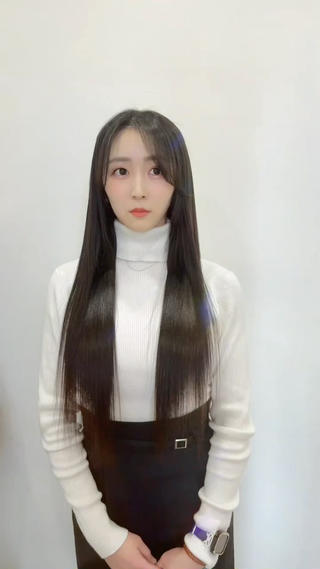 ロング OLD.L所属・エクステ&カラー専門 羽エクステ 新大久保のヘアスタイル