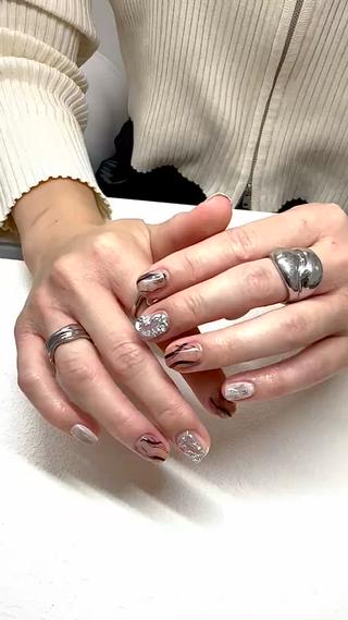 ネイル R nail salon新宿三丁目店所属・R nailのネイルデザイン