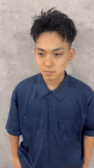ショート カラー パーマ メンズ 森下 佑大のヘアスタイル