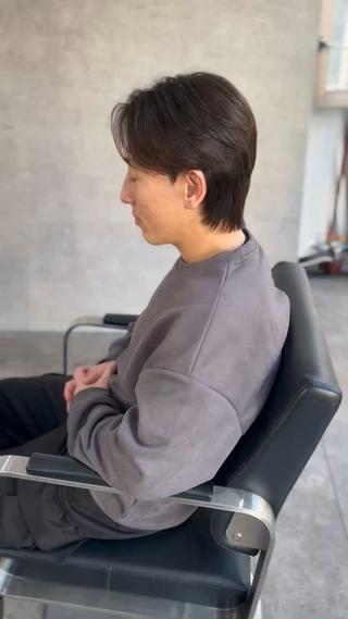 ショート カラー パーマ メンズ 森下 佑大のヘアスタイル