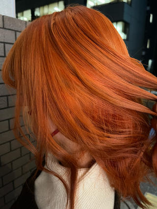 ミディアム カラー 艶髪/ハイトーン/ ヘアセット/モエノのヘアスタイル