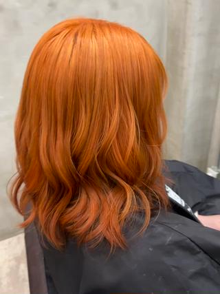 ミディアム カラー 艶髪/ハイトーン/ ヘアセット/モエノのヘアスタイル