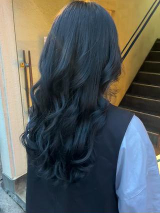 ロング カラー 艶髪/ハイトーン/ ヘアセット/モエノのヘアスタイル
