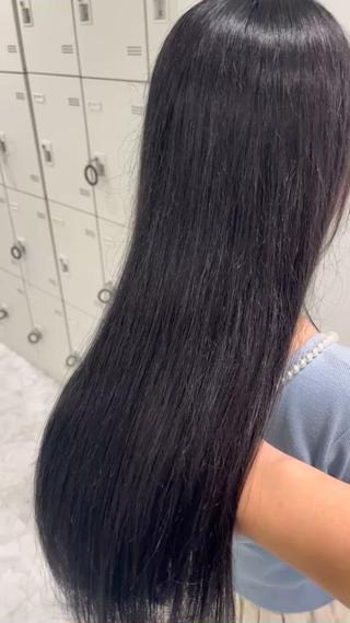 ロング カラー ハイトーンカラー 🦄レイヤーカットのヘアスタイル