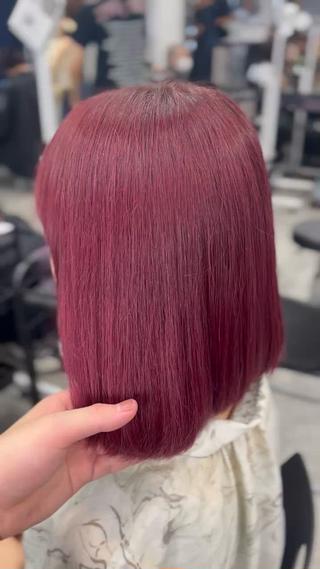 カラー ハイトーンカラー 🦄レイヤーカットのヘアスタイル