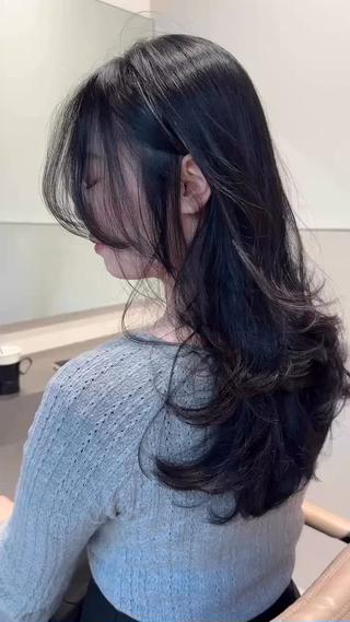 ロング カラー SALOWIN梅田茶屋町Suite店所属・韓国美容室出身 🌹Sana/梅田のヘアスタイル