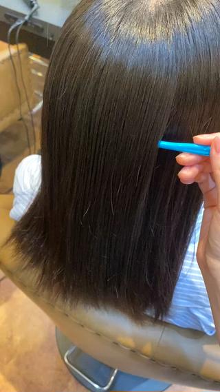 髪質改善ストレート

うねりが気になるこの季節に髪質改善ストレートでサラサラにしませんか️
縮毛矯正よりもダメージを抑えた施術です！ 