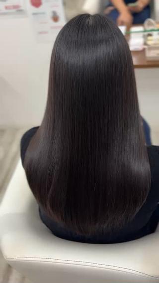 髪質改善と矯正でこの仕上がり
是非お待ちしております