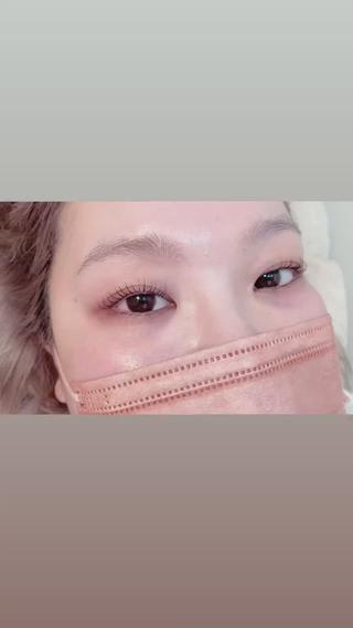 どの角度から見ても可愛い〜
瞬きしても、伏し目も、眠っていても

マスクでは隠れない目元︎
ラッシュリフトをして損はないです︎

皆さんの目元、可愛くしたい
まつげフェチなアイリストです

ラッシュリフト
通常価格4000円 