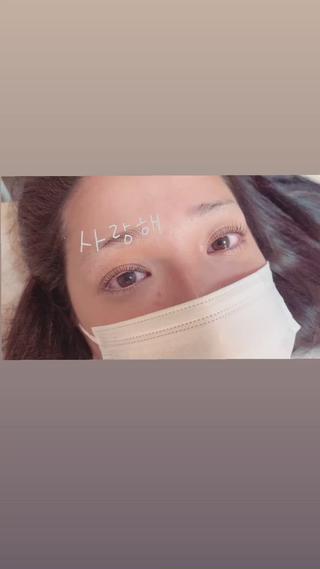 パリジェンヌラッシュリフト
美まつげさん
鏡を見たくなること間違いなしです

従来のラッシュリフトパーマ（まつげパーマ）とは違い
圧倒的な立ち上がり、持続力も半端ない
白目に光が差し込みキラキラと瞳が美しく見えます
カラコンをされている方にもとってもおススメです
　
　　通常価格6000円（税込）
　　　　　　
初回15%オフ5100円（税込）です
かなりお得ですぜひパリジェンヌラッシュリフトを
お試しください 