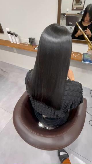 ロング 縮毛矯正、髪質改善／ 松田 龍之介のヘアスタイル