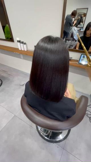 セミロング 縮毛矯正、髪質改善／ 松田 龍之介のヘアスタイル