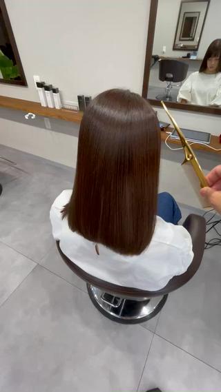 セミロング 縮毛矯正、髪質改善／ 松田 龍之介のヘアスタイル