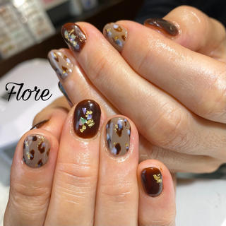 ネイル Flore (フロール)の眉毛・アイブロウイメージ