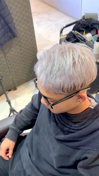 メンズ フルリール所属・フルリール/中庄/ ハイトーン/縮毛矯正のヘアスタイル