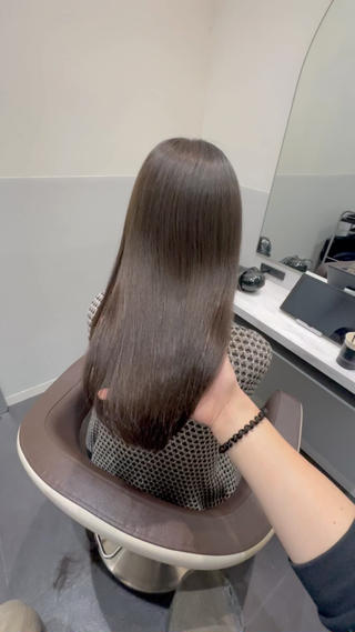 ブリーチなし　8トーン　オリーブグレージュ 